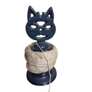 Blue Cast Iron Cat Shaped String Yarn Holder with Cutter Country Cottagecore, 6"